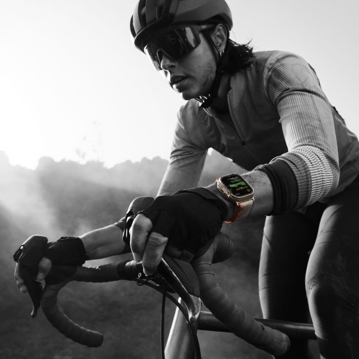 Apple Watch Ultra 2 Boîtier en titane (49 mm/GPS-Cellular) - Bracelet  Boucle Trail Vert/gris • MediaZone Maroc
